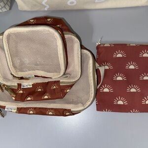 Itzy Ritzy Packing Cubes